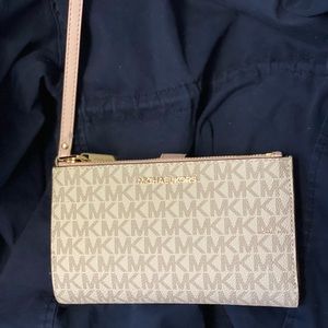 Michael Kors wristlet wallet